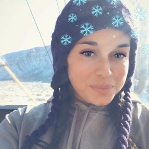 Meet your Posher, Mandy